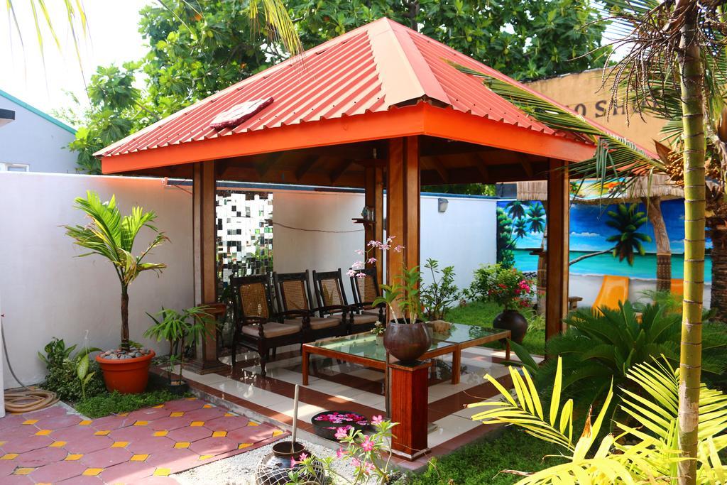 Natural Surf House Albergue Himmafushi Exterior foto